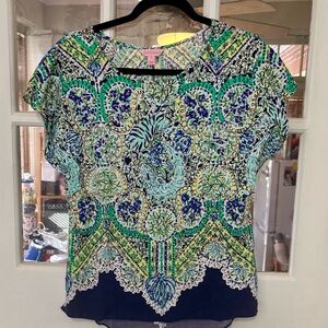 Lilly Pulitzer Blue and Green Graphic Short Sleeve Blouse